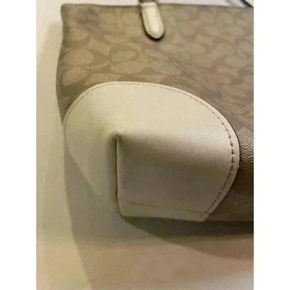 Coach Signature Zip Tote Back Light Khaki Beige Ran White Purse Shoulder Bag - Picture 10 of 13